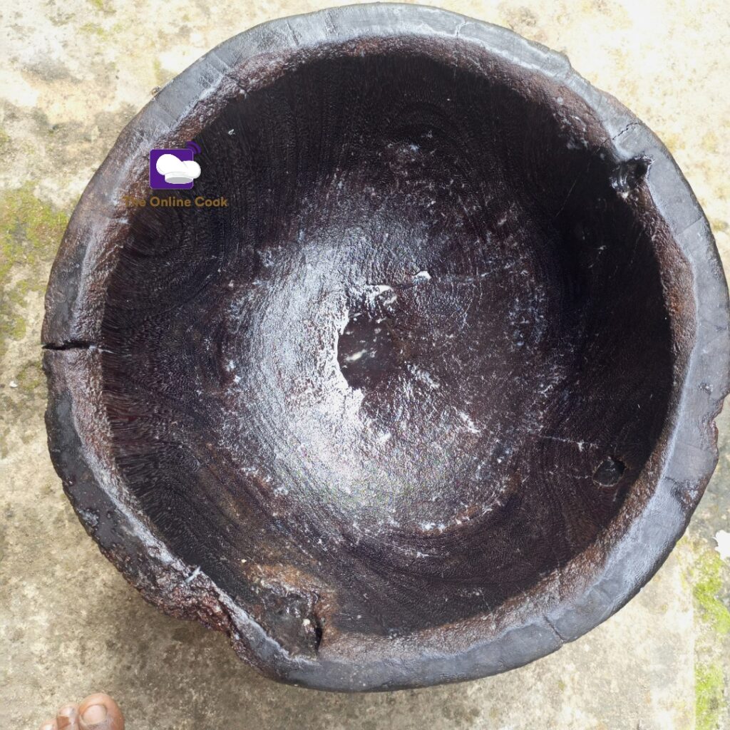 How To Make Pounded Yam Old Fashioned Pounded Yam With Pestle And