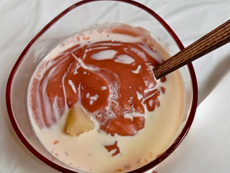 hot sorghum pap served with milk and sugar