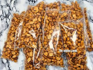 roasted peanuts groundnuts